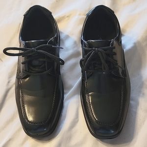 Deer Stags Black Dress Shoes Boys Size 2